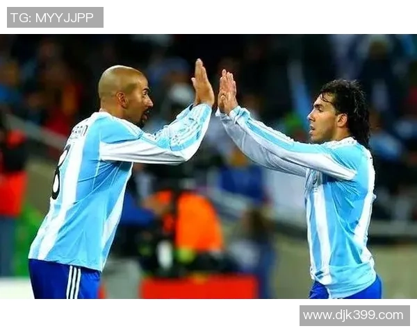 罗萨里奥中央迎战拉普拉塔体操争夺阿根廷足球联赛重要积分